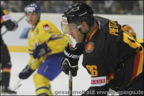 Eishockey-Länderspiel Deutschland gegen Schweden am 20.04.2013 im KönigPalast. Auf dem Bild Daniel Pietta.