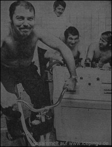 Während Ulli Jansen noch strampelt, geniessen Horst Ludwig und Remy Wellen Ihre Eröffnungs-Massage.