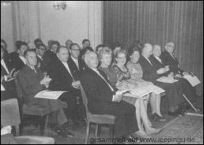 Das lauschende Publikum.