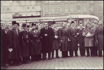 Abfahrt der KEV- und Preussen Spieler nach Moskau im Januar 1955. 