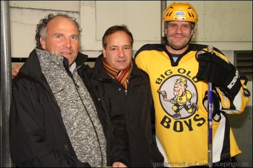 Uwe Fabig mit Karel Lang und Martin Gebel.