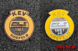 pins_buttons_nadeln_und_magnete49