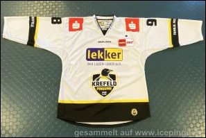 Saison-Trikot auswärts hell