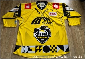 Saison-Trikot auswärts hell