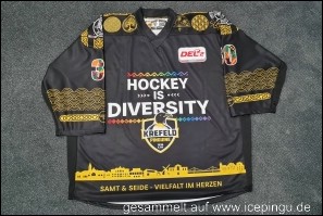 Warm-Up Sonder-Trikot