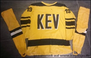 Saison-Trikot erste Ausführung hell